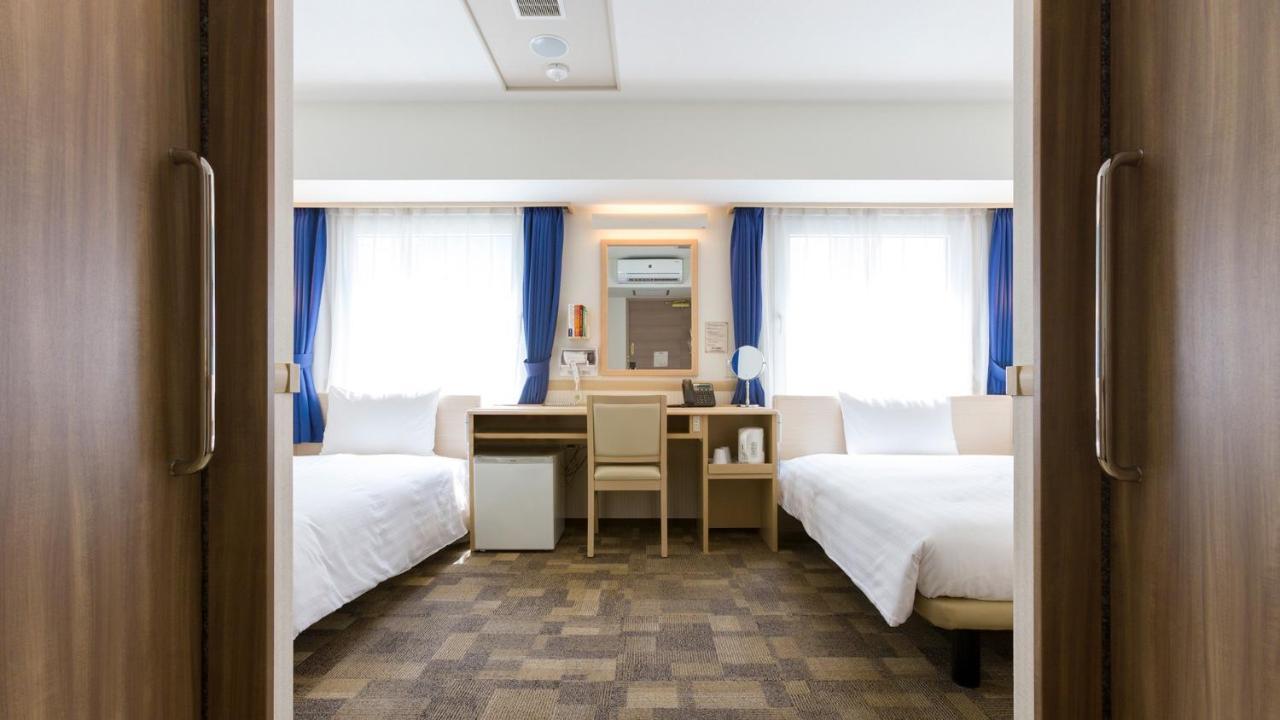Toyoko Inn Matsudo Eki Higashi Guchi Екстериор снимка